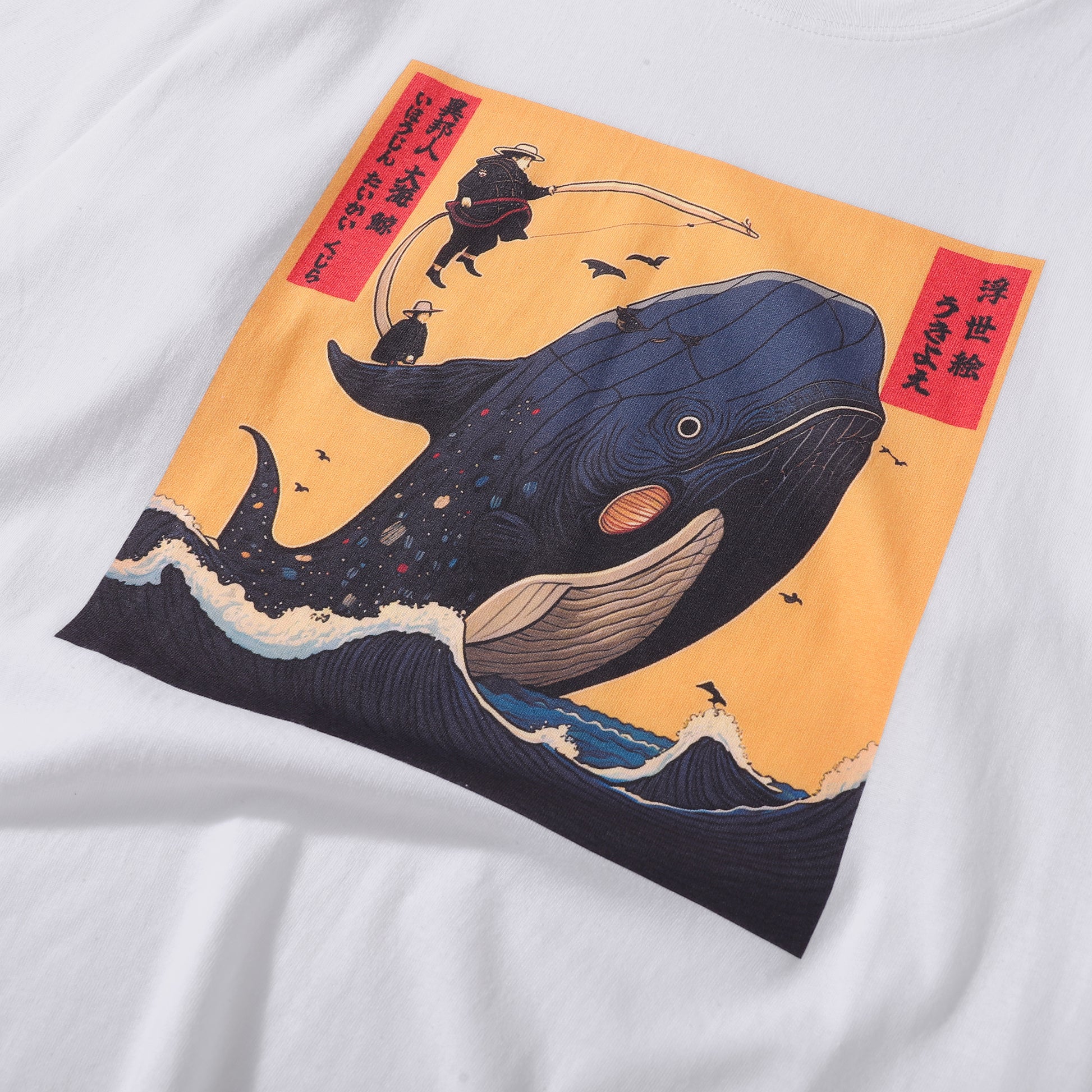 Camiseta estilo manga japonés con ballena ukiyo-e , detalle ilustración